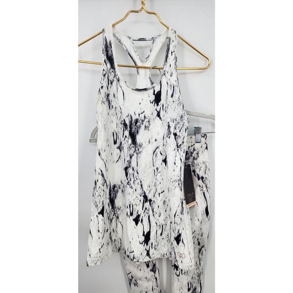 Calia By Carrie Underwood Cracked Marble Set  Small‎ Top / XS Bottom - Picture 4 of 10